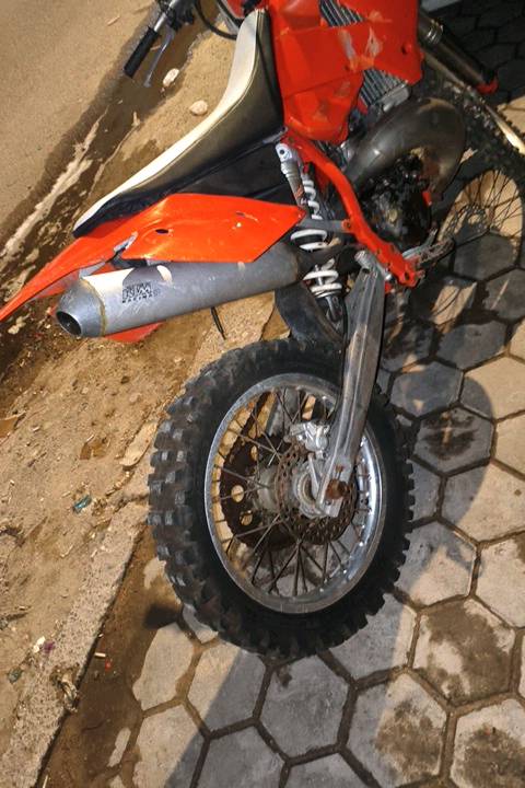 سلام عليكم قفاز KTM نقص ملف او هندر سعر 750 او بي مجال