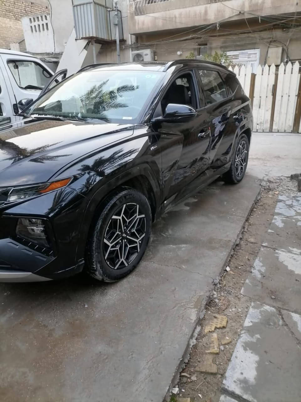 السلام عليكم
توسان ٢٠٢٣ ان لاين فول مواصفات 
رقم بغداد
حادثها بس بنيد
مكفوله من لغد وشاصي
ايرباك استيرن
ماشيه ٣٢
موصفات ان لاين معروفه
بصمه
فتحه بانوراما
رادار 
وحساسات 
شاشه جبيره
تدفئه مقاعد اماميه 
مقعد سائق كهربائي 
السعر ٢٢٢ وبيه مجال 
مكان بغداد الاسكان
***********
