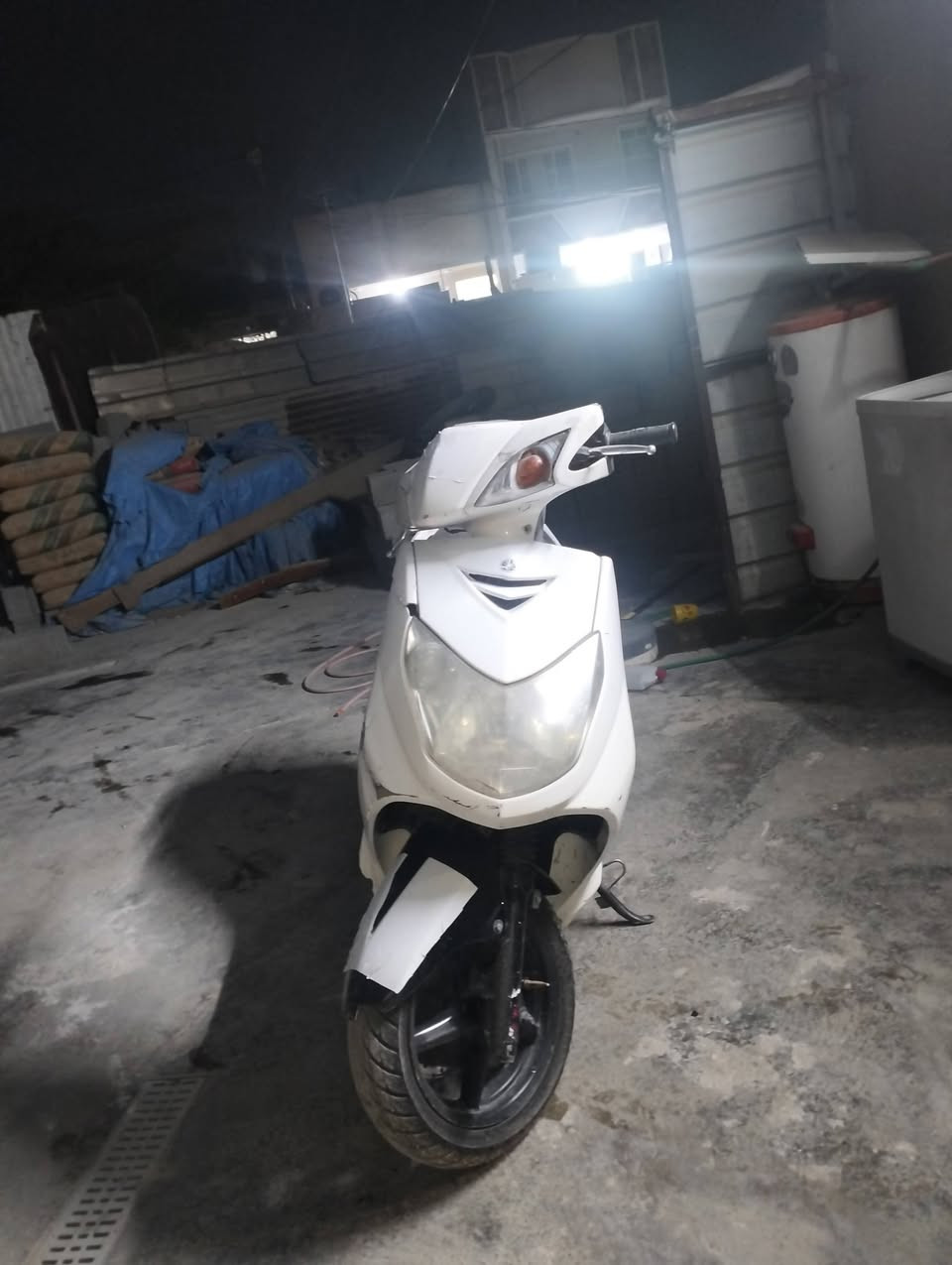 سكنس فحل للبيع مكينه كهرباءيات كله شغال تايرات زوج جدد دهن جديد مكينه بلاديه بريكات سلف هندر كله شغال اشاير لايت سكن لايت بكلايت شغال بيه نواقص بصيطه سعره 600 وبيه مجال مكان شعب حي بساتين سريع القناة رقمي واتساب *********** 
سيم كارت ***********
