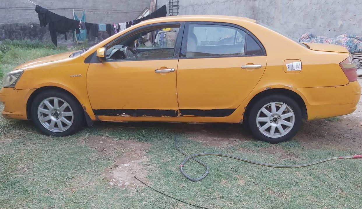 سلام عليكم  سياره البيع جلي موبل سياره جاهزه العنوان ذي قار الناصرية انتصل عل هذا الرقم سعر $25(  ***********
