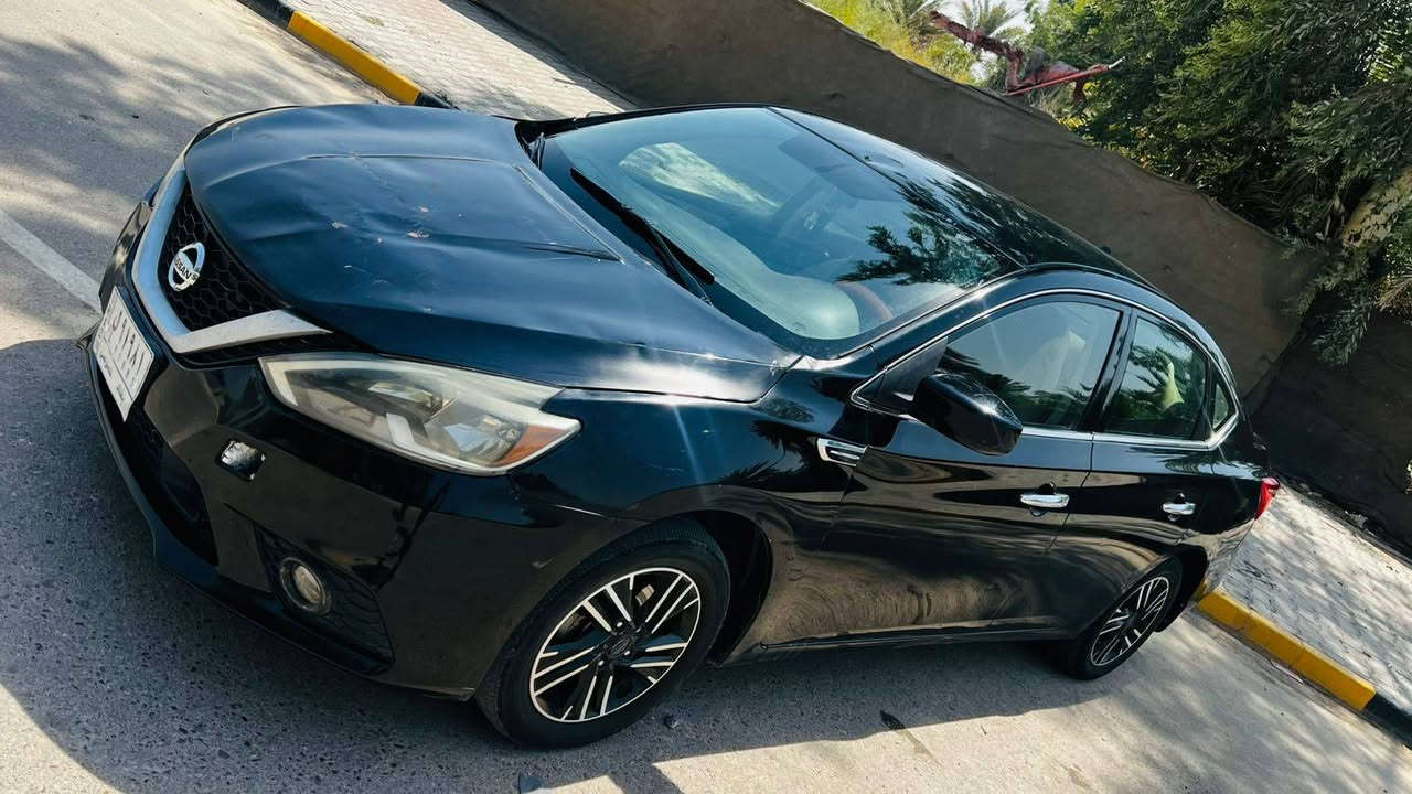 نسان سني موديل 2019 مكينه وكير مكفلات رقم بغداد تحول مباشر ورد أمريكي حادث جاملغ وبنيد بدون داخل
 ملاحضة السيارة جاهزة من كلاشي السعر 83 مجال بسيط
***********

