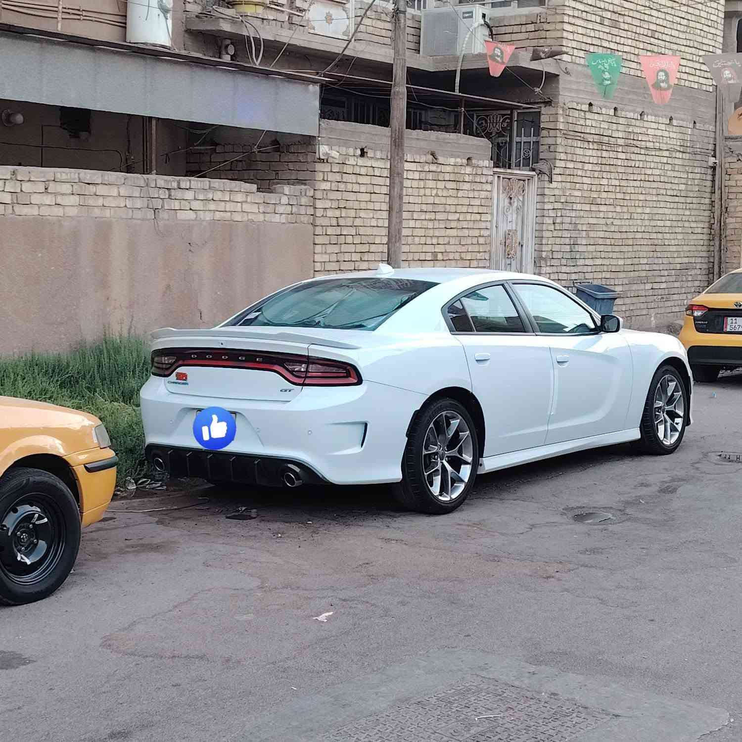 سلام عليكم جارجر موديل 2020 أصل جيتي رقم بغداد بأسمي السيارة مابيها اي نقص حادثها بنيد نفسه معمر والجاملغ الأيمن  بي بارد وباقي السيارة كفالة الغود شواصي قماره تكم كلها كفاله السيارة مامشتغله خط مكاني بغداد الرقم ***********
