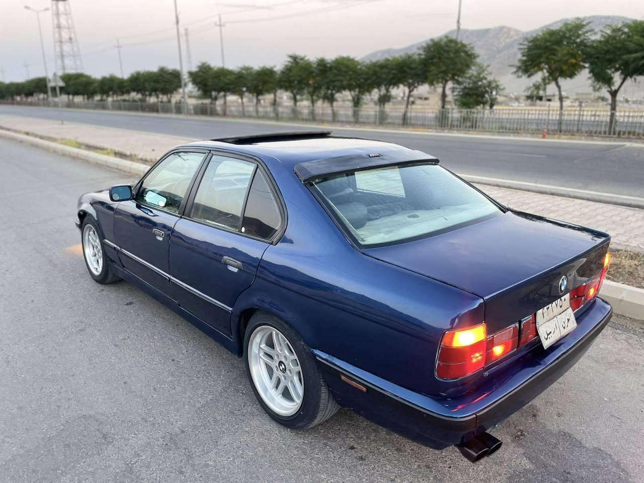 بـــیئێم 525  BMW گێڕ عادی ڕەقەم هەولێر بەشەرت ئەولیات و حیجزی نەبئ هیچ کێشەی مەدەنی نەبێ بەشەرت گێڕو مەکینە و توندوتۆڵی وکارەبای هەموشتێکی بێ عەیبە ،دەعـــم ولێدراو مــوس وبڕاوە و وەرگەڕانی بەشەرت  گۆڕینەوە ناکەم بەس فروشتن شوین دەوروبەری ڕانــیە ***********فایبەر واتساب رانية, السليمانية
