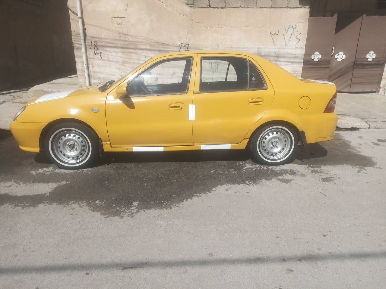 سيكي موديل 10 محدث 13محرك كورله كير شرط مصبوغه حزام سعر 32هيه وغرامات صفر هزه جديده رقم دياله دولي سنويه29رقم الموبايل ***********

نص مكتوب في الصور:
- أدخل نص