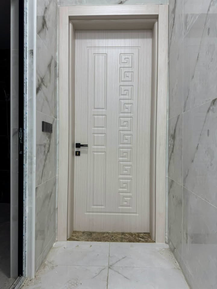 🚪 التميز في الديكور يبدأ من باب بيتك! ✨
لصناعة الفخامة والأمان في منزلك، نحن في خدمتكم لتوفير وتركيب أحدث وأرقى أنواع الأبواب بأعلى معايير الجودة والحرفية والاتقان:
 أبواب تركية وصينية داخلية وخاصة بموديلات عصرية تتناسب مع كل الديكورات.
 كافة أنواع الأبواب الخشبية بتصميم وتنفيذ احترافي.
 أبواب الـ PVC الحديثة والمقاومة للرطوبة والماء.
 أبواب القاصة المتينة وعالية الجودة.
🛠️ لماذا تختارنا؟
 عمل دقيق، متقن، وبحرفية عالية تضمن لك المتانة والشكل الجميل.
 أسعار مناسبة للجميع وترضي كل الأذواق والميزانيات.
 الثقة أولاً: 🛑 لا نستلم أي مبلغ مالي إلا بعد إكمال العمل بالكامل ورضاء الزبون التام!
للتواصل والاستفسار أو حجز المواعيد، يرجى الاتصال أو مراسلتنا على الرقم (واتساب واتصال):
📞 ***********
