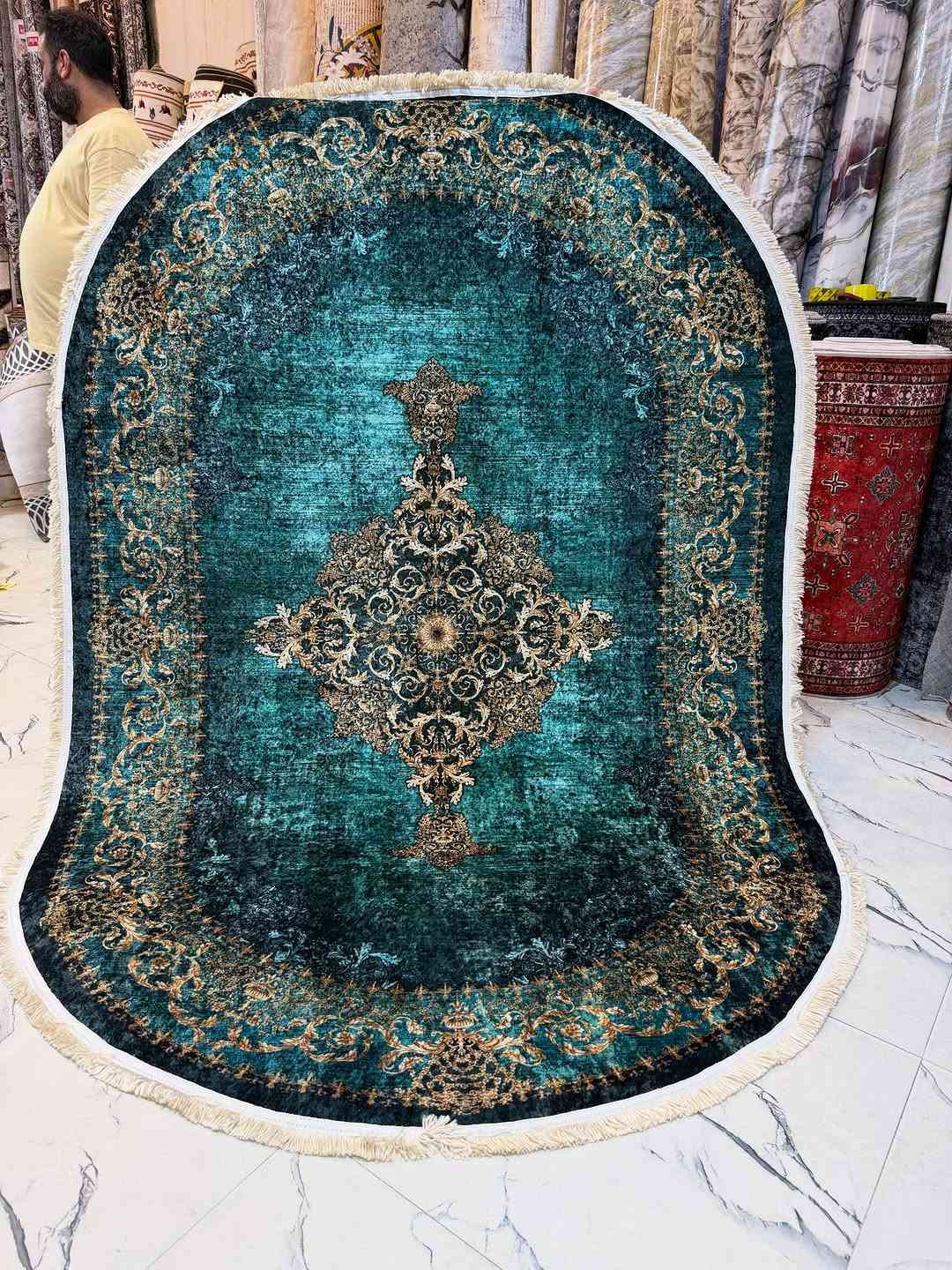 برلنت التركي الاصلي

الظهر جلد اصلي

قياس بيضوي 150-230

السعر 28,000 الف
