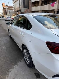 كيا سيراتو موديل 2023 وارد خليجي رقم بغداد مكينة 2000 ماشية 59,000 كم ...
