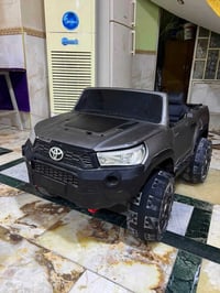 هايلوكس مستخدمه للبيع شغاله 07713791975