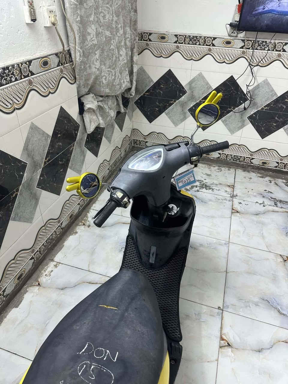 ماكس عدلة • سلف • بلادية