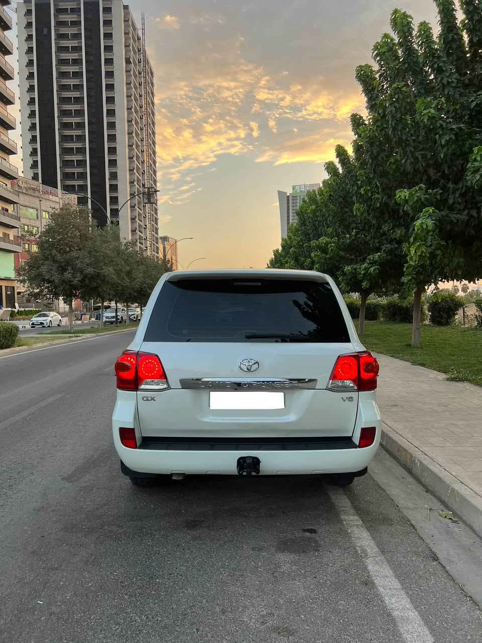 تويوتا لاندكروزر GX 2013
سلاجه
لايت بخاخ
بسمه
تبريد مركزي
گيرعادى 
له٢٠١٣ له كنه خؤمه يه ك ده سته 
مكينه 6 بستن
رويشتن215 هه زارعقيقى رؤشتوه 
بى سبوخه
رقم ***********
