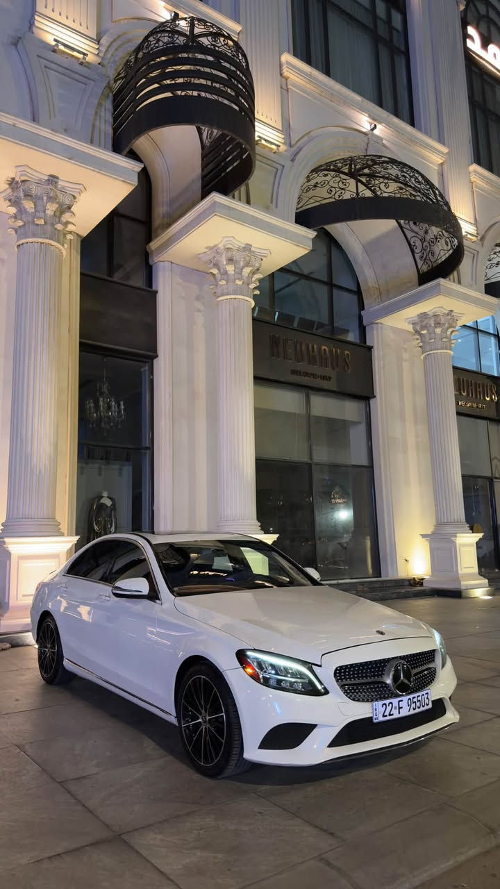 مرسيدس c300 2021
فقط دعاميات مبدلة 
بدون تبديل وبدون حادث 
مواصفات السيارة معروفة 
عنوان بغداد الكاظمية 
***********
