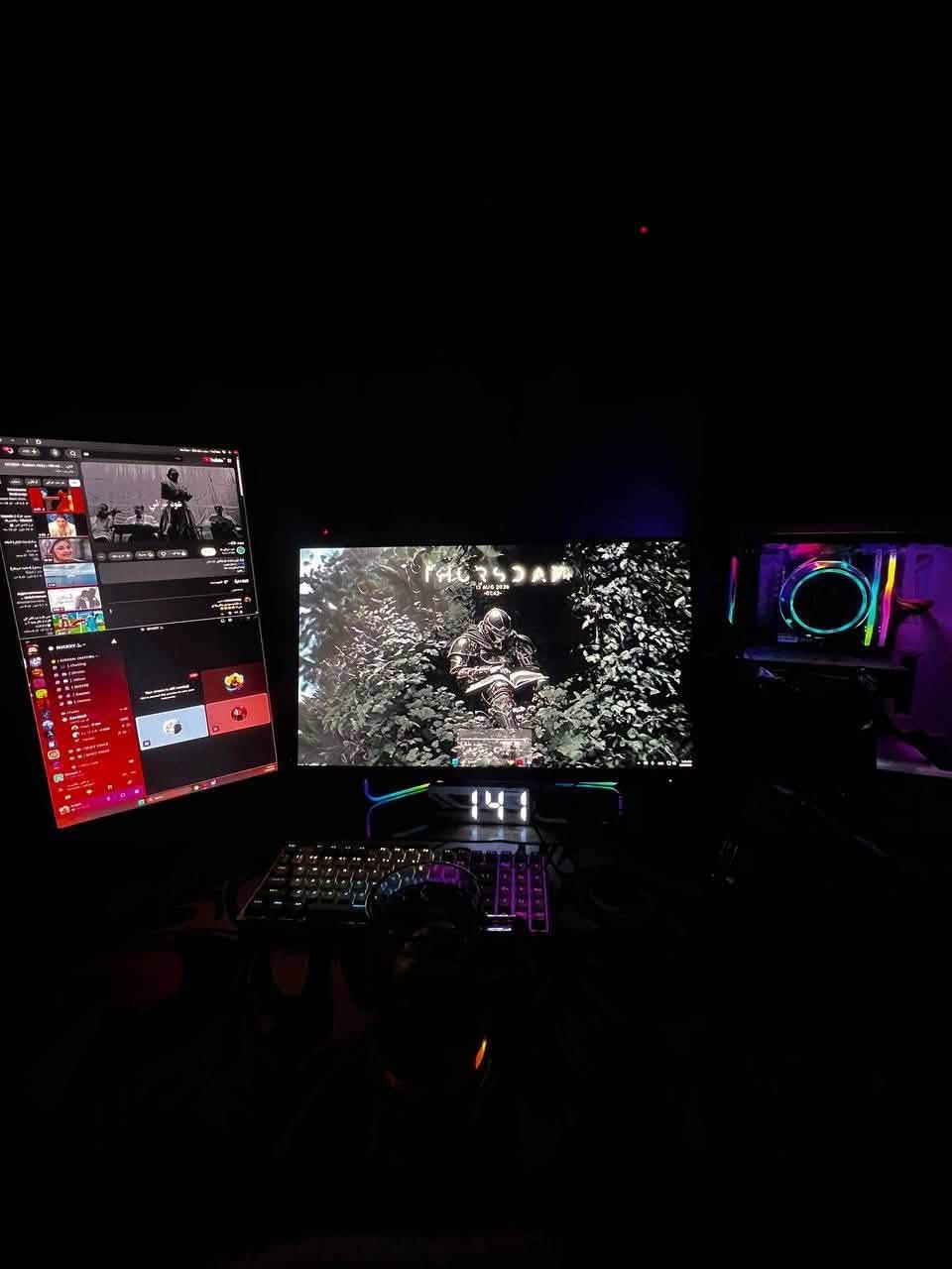 🔥 للبيع بي سي كامل ويا شاشتين وملحقات 🔥
🖥️ مواصفات الكيس:
• Ryzen 5 5500
• MSI X570 Gaming Plus
• RAM 16GB T-Force 3600MHz
• M.2 MSI 1TB Gen4
• M.2 256GB
• Power Supply Rocket 650W RGB
• Case Fantech 6 Fans RGB

🖥️ مواصفات الشاشات:
• AOC 27” — 180Hz — IPS — FHD
• Dell 22” — 75Hz — VA — FHD

⌨️ كيبورد: 25,000 د.ع
🔊 سبيكرات خارجية: 15,000 د.ع

💰 السعر الكامل: 1,050,000 د.ع

🚚 توصيل لجميع المحافظات العراقية

📞 للتواصل:
• واتساب: ***********
• اتصال فقط: ***********

📩 للجادين فقط
