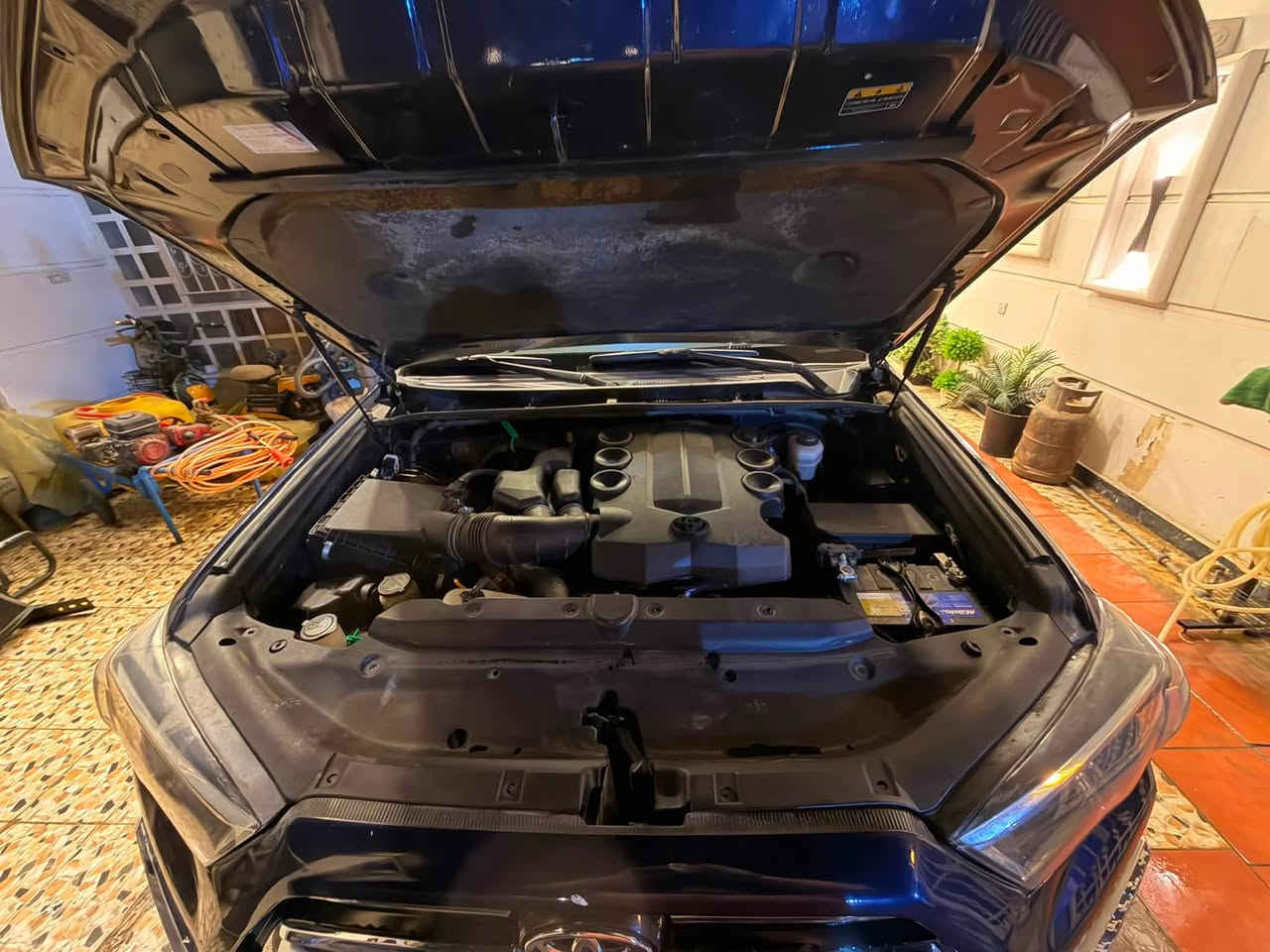 سياره
السلام عليكم 
تويوتا فورنر  لمتد للبيع 
                                                        model: 2021 
                                69000km   :mileage /ممشى

  مواصفات السياره 
🔴محرك السياره v6 4000cc
🔴السياره دفع خلفي 
🔴تبريد وتدفئه بلكشنات
🔴 كراسي جلد باللون البيجي 
🔴فتحة بالسقف
🔴كرسي الامامي للراكب والسائق(3 وضعيات) كهربائي
🔴رادار امامي
🔴تحديد المسار 
🔴مانع الاصطدام 
🔴حساسات أماميه وخلفيه
🔴كاميرا خلفيه 
🔴إناره ترحيبيه (عند الاقتراب جنب السياره)
🔴بصمه على الابواب 
🔴فتح وغلق الزجاج الخلفي من خلف السياره 
🔴كار بلي واندرويد اوتو 
🔴اناره بروجكتر وإناره السياره بالكامل led 
⚠️ الاجزاء المصبوغه البنيد وحافة الاماميه لل جاملغ بدون دواخل وباب الصندوق فقط. كلير
 
❤️للتواصل والاستفسار الاتصال على الرقم الآتي   :***********
