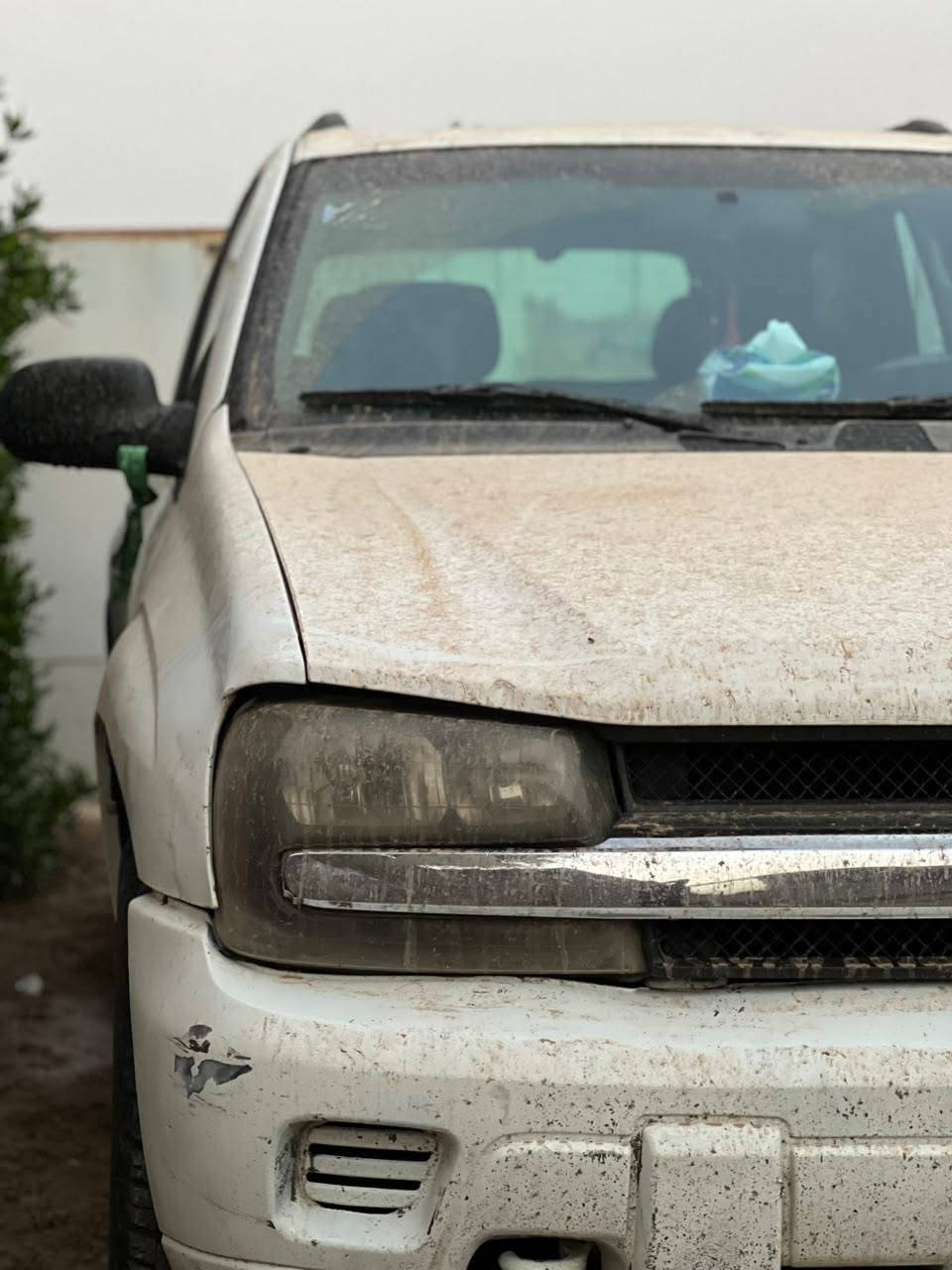 بلايزر للبيع موديل 2004 مزاد الرقم ماشي معامله بس تستلم لوحات وسنويه مكان السياره واسط زبيديه  السعر اتصل وتدلل الرقر ***********للاستفسار اكثر اتصل محرك وكير مكفول
