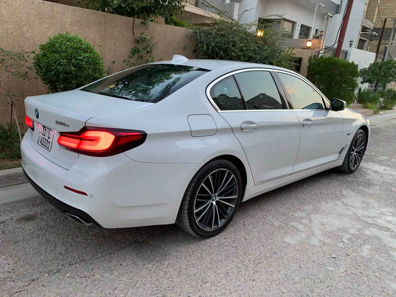 Bmw 530e موديل 2023 بلكن هايبرد
 بدون ايرباك بدون دواخل 
صبغ جاملغ خلفي 
ماشيه 57000 
موجوده بغداد حي الجامعه 
السعر ب31.500$ وبيه مجال قليل 

***********
