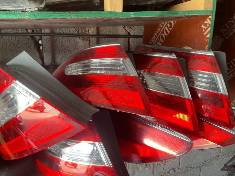 على بركة الله اتوفر كل ما يخص الازيرا 

1- جويتر 4 براغي 
2- نوزلات تفصيخ
3-بلكات اصلي وكالة
4-كوع اصلي (تفصيخ)
5-واتربم اصلي(كوري)
6-بطاين امامي خلفي 
7-شريط ستيرن (اصلي وكالة)
8- تحكم كشن (اصلي وكالة)
9- ولف حماوه ( تفصيخ - جديد)
10-جوزة حماوة
11-نيكل بنيد وجاملغ ( جديد اصلي وكالة)
12-درع دعاميه (اصلي وكالة )

العنوان الحريه / الدولعي - مقابيل المخازن داخل الكراج 

***********واتساب 
او المراسلة على الصفحة 

يوجد خدمة توصيل 🚚 لجميع المحافضات
