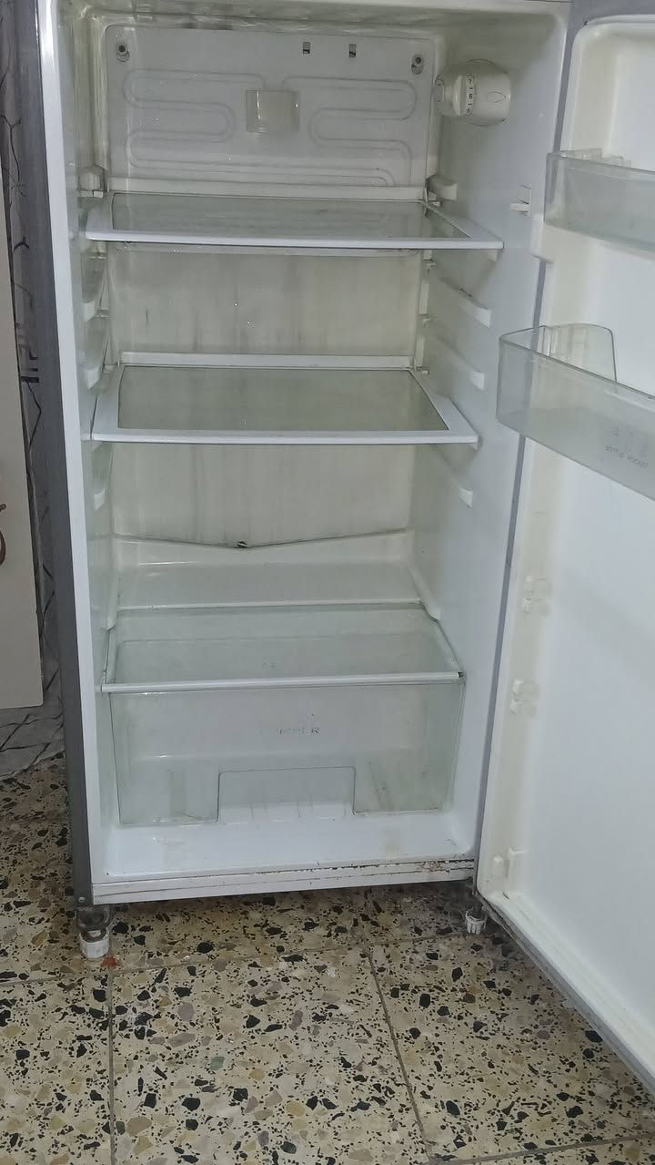 بلازمة ٦٥ • ثلاجة ٩ • نضيفات