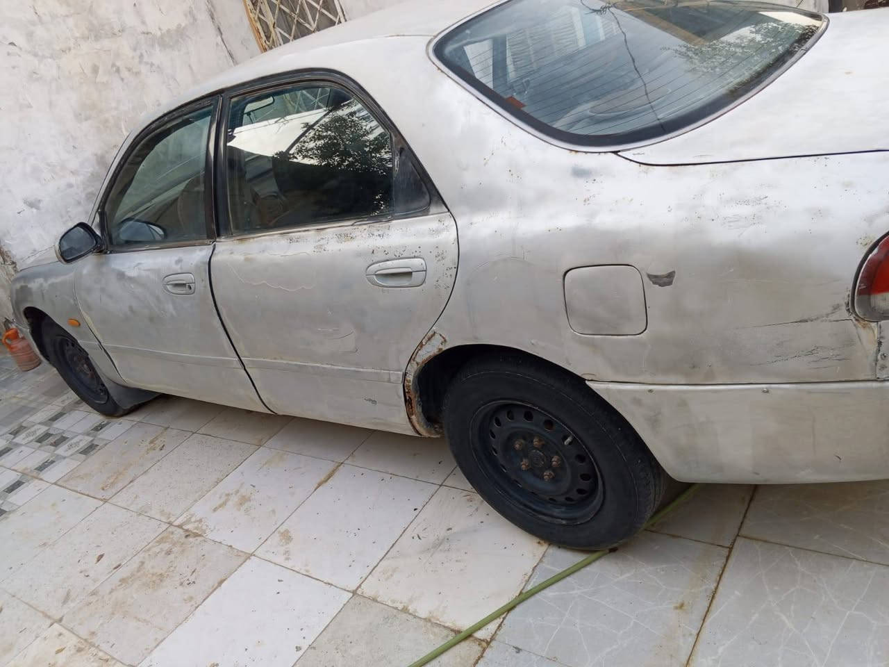 السلام عليكم
 مازدا  فاصوليا موديل ١٩٩٢
محرك وكير خير من الله
 كهربايات كامله
رقم بغداد
 راعيها جيراني
مكاني واسط عزيزية 
للبيع السعر ٢٥
 للإستفسار ***********
