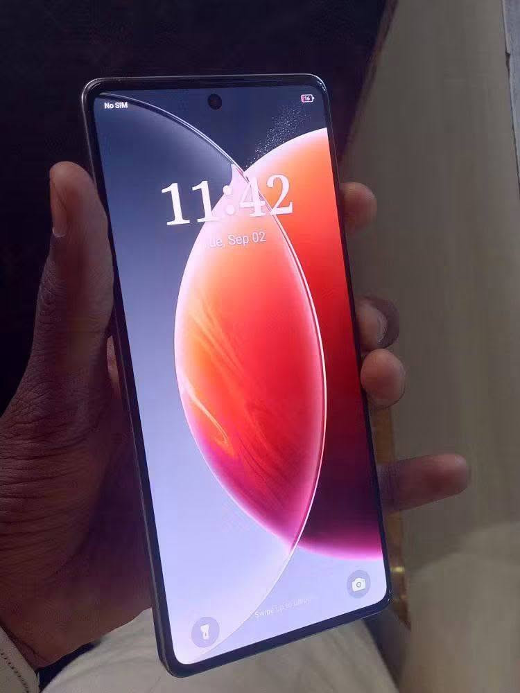 📱 للبيع TECNO CAMON 30
🔹 الذاكرة: 256GB
🔹 البطارية: 5000mAh 
🔹 الشحن السريع: 70W 
🔹 الجهاز: TECNO CAMON 30

💰 السعر: 230 ألف دينار
📍 العنوان: واسط – الكوت
📞 للتواصل: ***********
