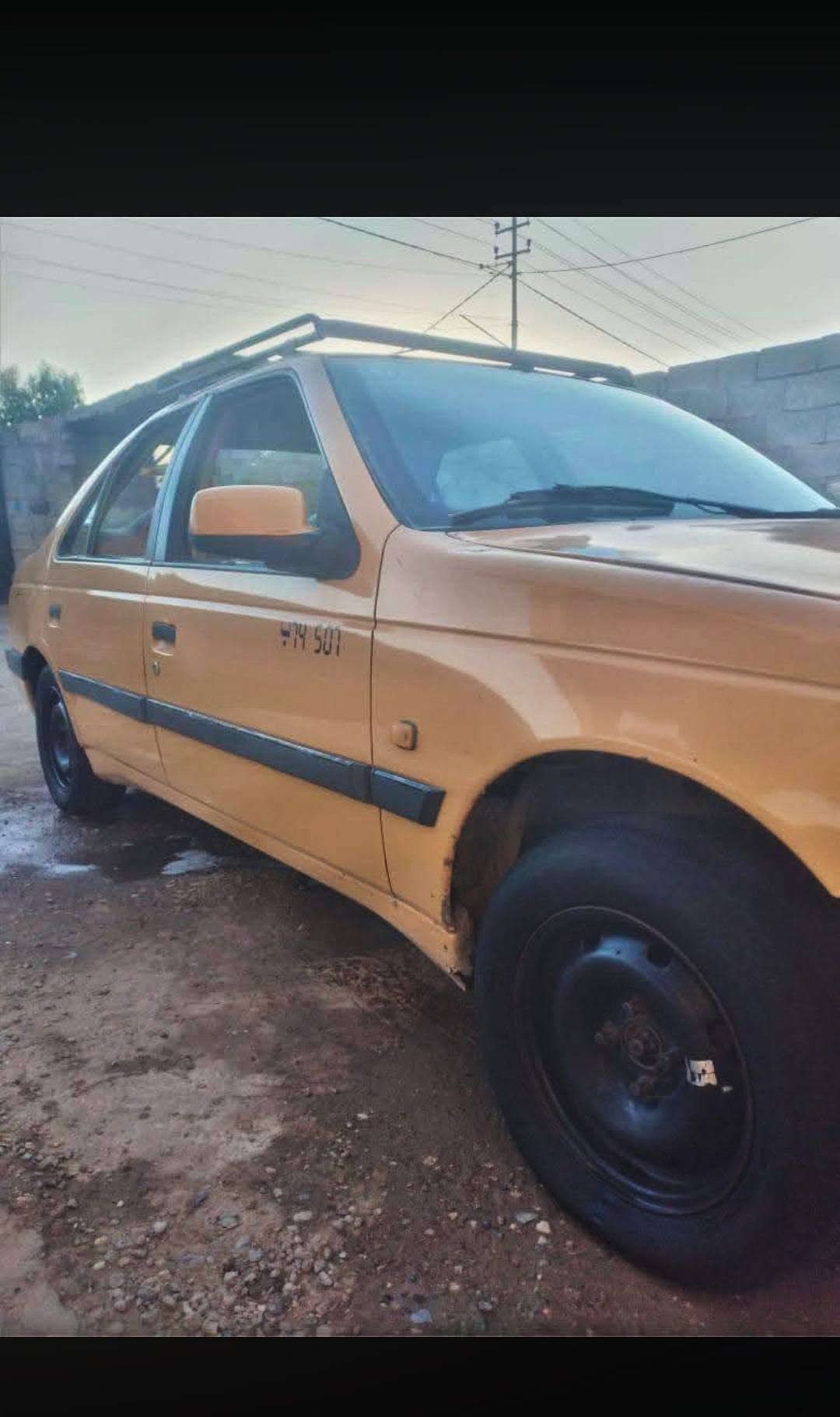 السلام عليكم بيجو 405 جيل اكس
موديل 2012 السيارة خير من الله مكينة تعبانة كير خير من الله صدر نص عمر تايرات جدد رقم بغداد تحويل ثاني يوم 
قرفتها جديدة دوشمة جديدة السيارة حلوة ونضيفة 
السعر ( 17 ) ورقة وبيها مجال للطيبين 
الاتصال , الرقم *********** ، يوجد واتساب وترهم مراوس حسب القناعة
