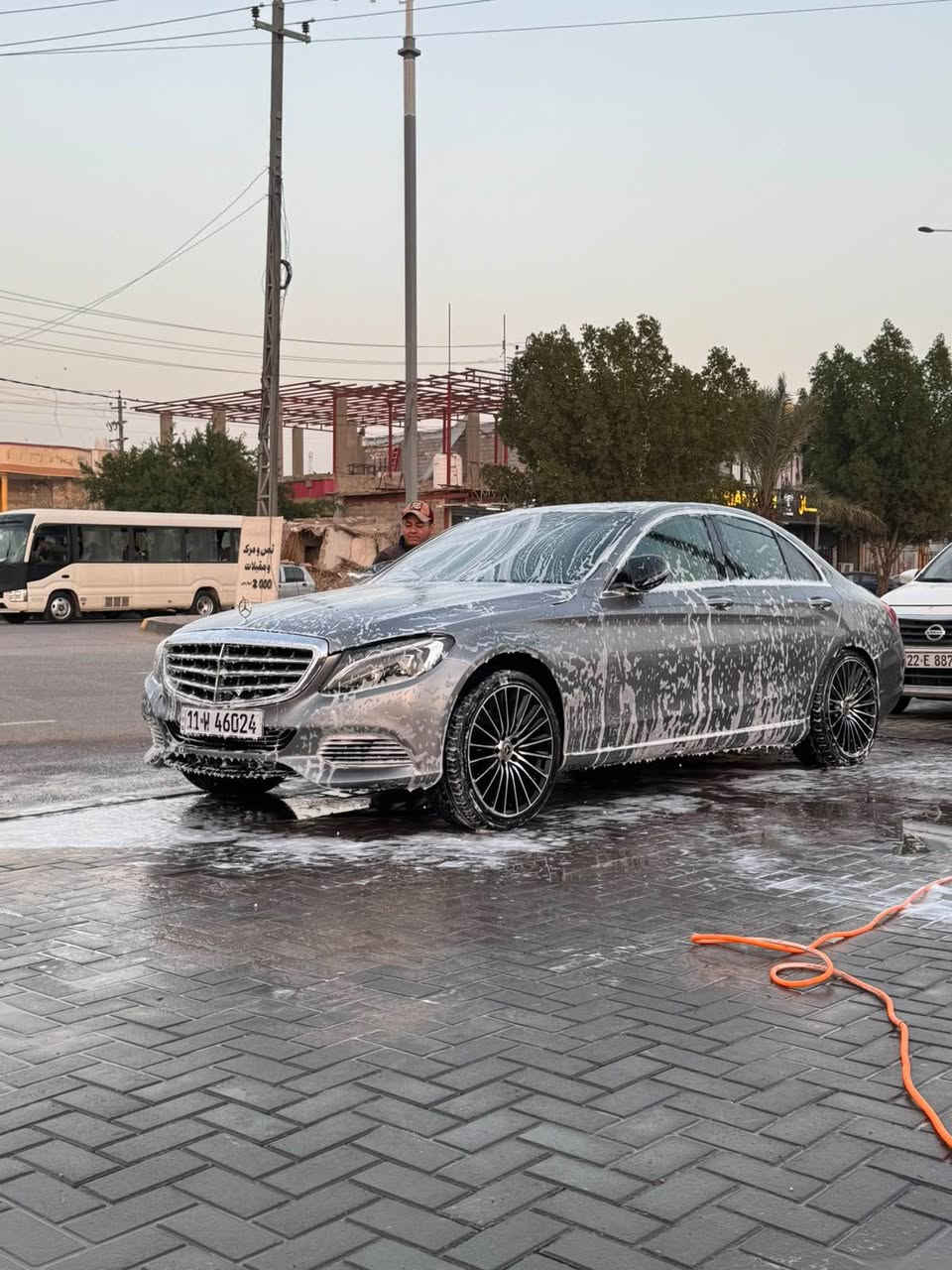 السلام عليكم مرسيدس C300 موديل 2015 فول مواصفات بانوراما بصمة دبل ماوس داخل بيجي مواصفات اس كلاس السيارة جديدة صدر ادامة كاملة للمكينة والكير رقم بغداد الجديد سعر 160 وبيه مجال حك الجية وبالعافية على الياخذهة مكاني بغداد الكرخ  *********** بغداد, العراق
