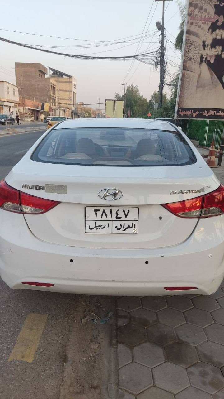 النترا موديل 2014  فول مواصفات
تحكم استيرن ..شاشه .فتحه سياره جهازه من مكينه وكير وتبريد ثلج  بيها باب صبغ وكارت ب جنطه استفسار خاص او اتصال ***********
السعر 110 وبيها مجال
