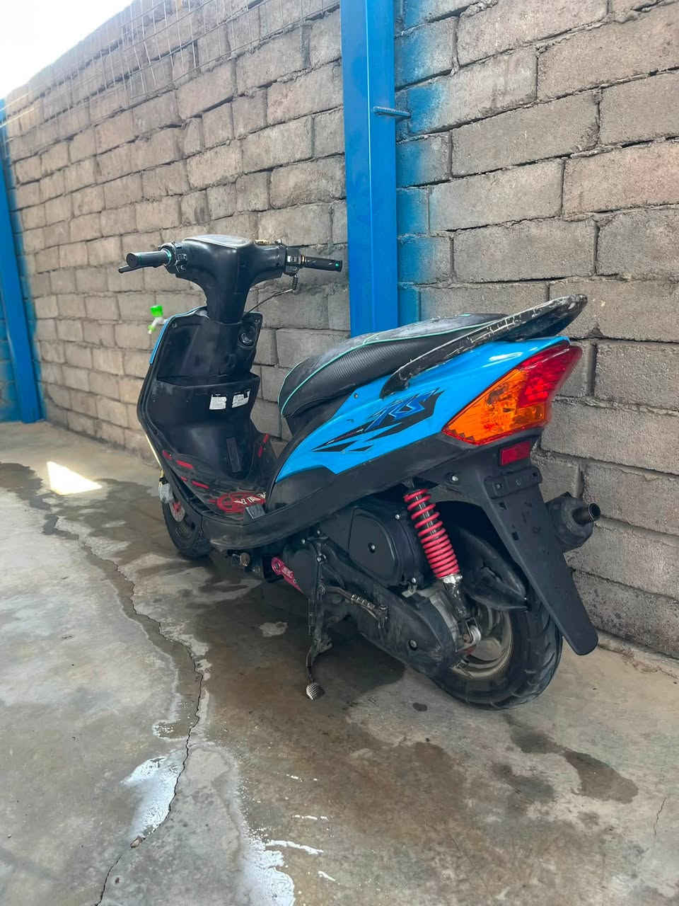 مفتوحه ولفات بوشه بلاد شرط لفحص ماعوزه برغي بيه شيال و صدر رياضي عوزه وياله تكعد تخبل لايت ول كصه موجودات سعر٥٠٠ او مراوس بشي نضيف وانطي فرق مكان ناصريه***********
