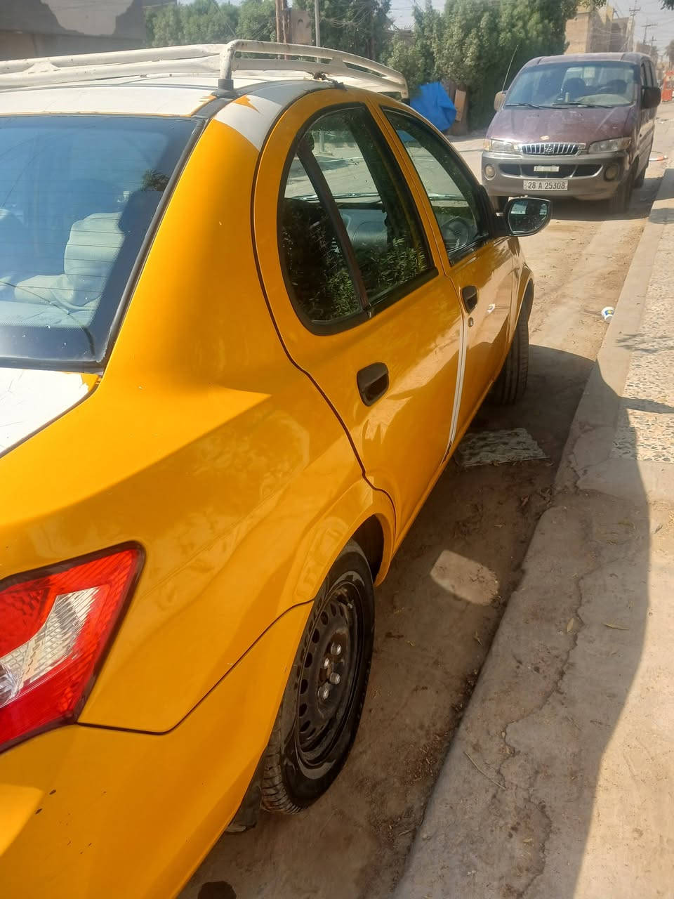 ساينا ١٨ جاملغ أمامي يسار صبغ فقط والباقي مكفول  كير محرك تبريد مكفول مصفره هيئة وغرامات بغداد بسمي مكاني زعفرانيه السعر ٤٢ قفل رقمي ***********
