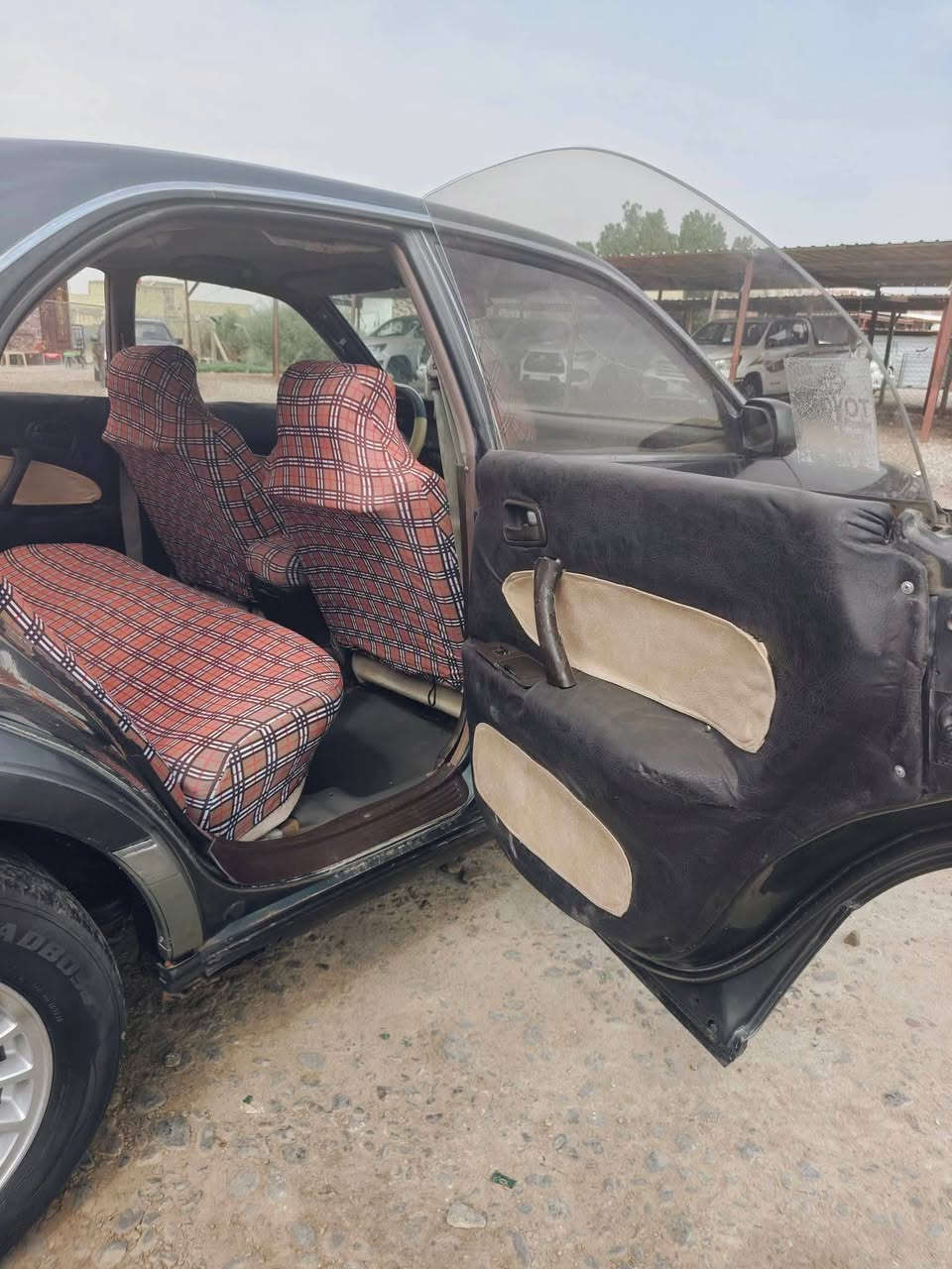 للبيع
بطه متصل 
موديل 93
تحويل مباشر 
رقم بغداد دولي سنويه لل30
مكفوله عيب شرعي اوصليات غرامات 
مكانهه الناصريه الرفاعي
السعر 35 وبيهه مجال 
***********
