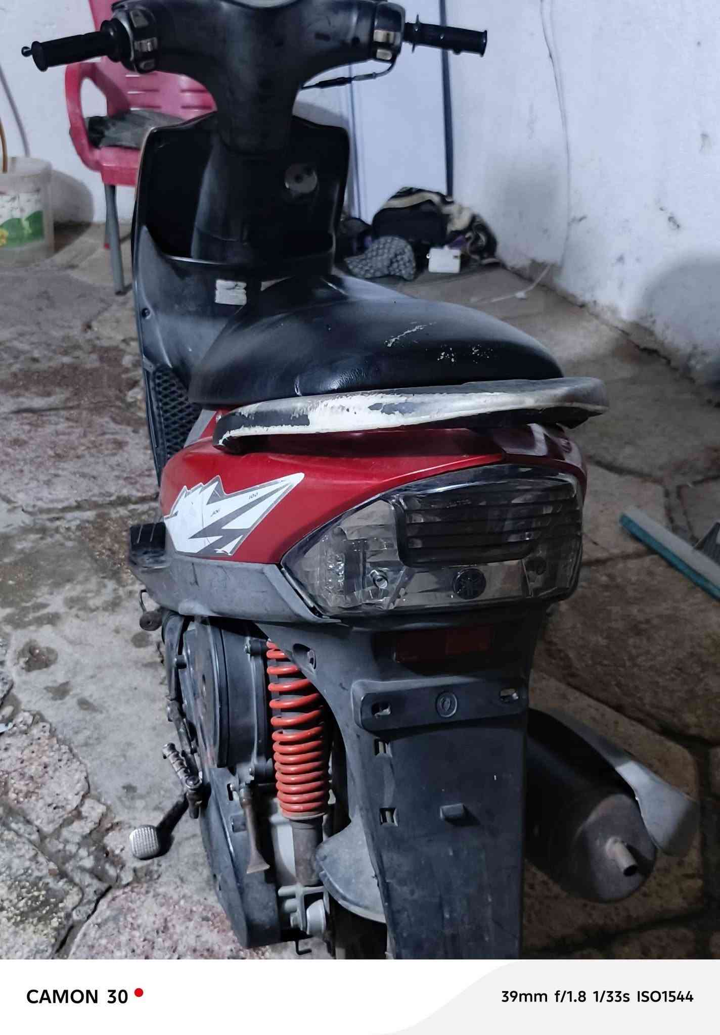 سلام عليكم....
ماكس عدله للبيع 
دراجه جاهزه وشغاله ما مفتوحه 👍
مختمه كفرات جديده دبلات جديده عداد شغال 
عنوان كربلاء السعر خااص 
رقم ***********

نص مكتوب في الصور:
- CAMON 30
- 37mm f/1.8 1/33s ISO2335
- CAMON 30 37mm f/1.8 1/33s ISO2184
- CAMON 30 • 37mm f/1.8 1/20s ISO2951
- CAMON 30 37mm f/1.8 1/25s ISO2218
- 37mm f/1.8 1/25s ISO2426
- CAMON 30 39mm f/1.8 1/33s ISO1544
- CAMON 30  24mm f/1.8 1/33s ISO1533