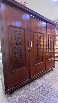 كاونتر • ٣ أبواب • نظيف