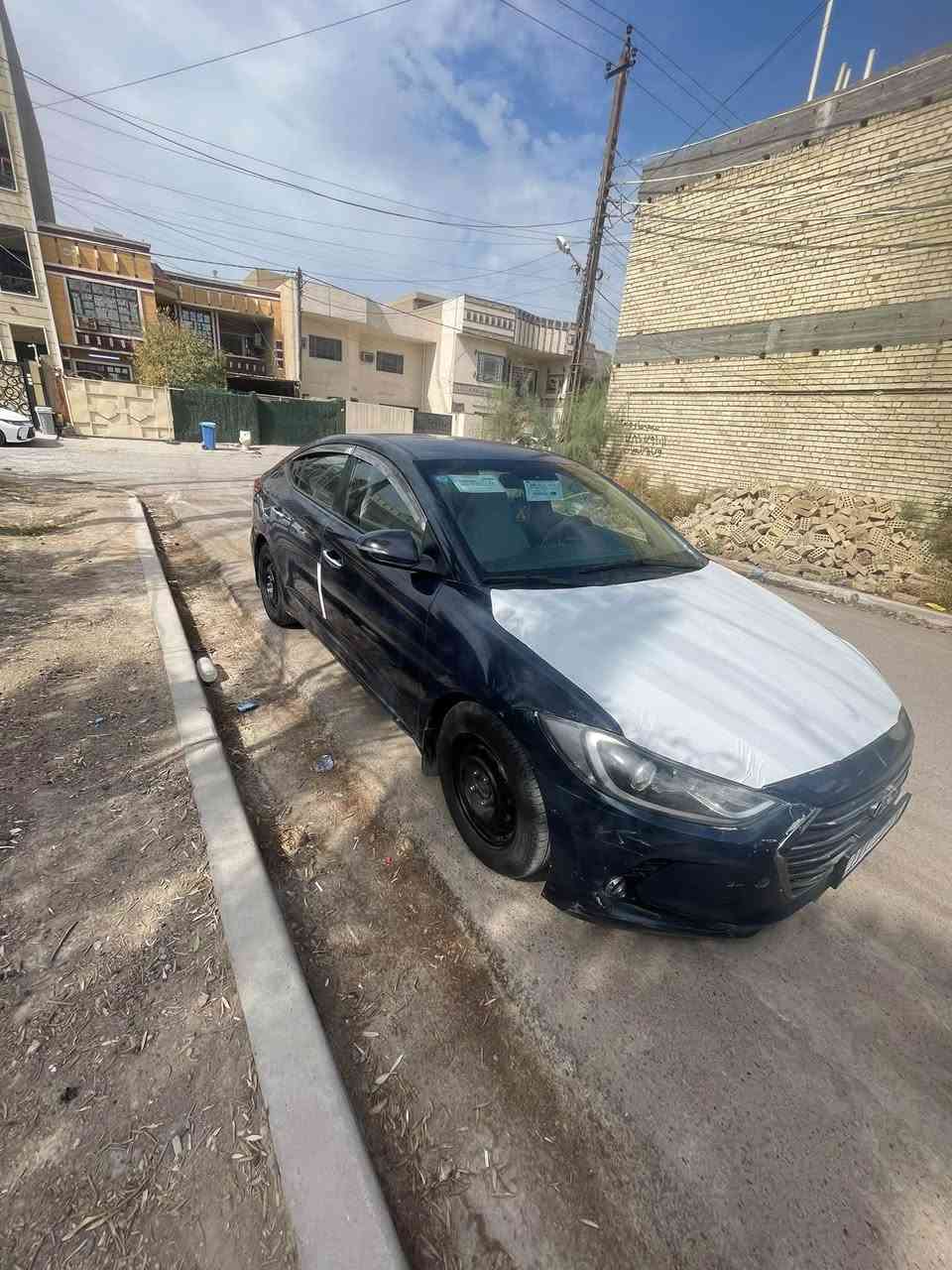 للبيع الانتره خليجي موديل 17سياره محرك كير تبريد خير من الله صدر جديد تخم تاير رايدهه90سياره بيهه منضومه غاز مكان سياره بغداد ***********
