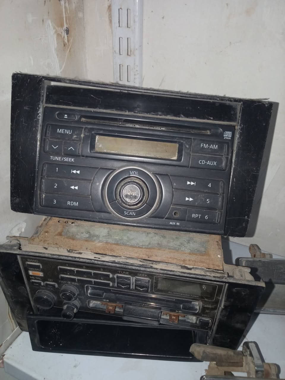 قطع بونتيشا للبيع 
***********
