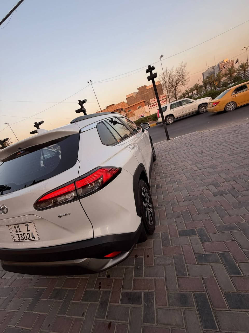 فروت لاندر اس فول الفول
كشافات جنطه كهرباء حمالات
كفاله  جديده جدآ
فقط ملاحضه زغيره بيها
السياره مغلفه بالرايز بالكامل

***********
سعر 27500
