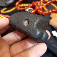 حجر عباس اباد • افغاني اصلي • يجذب المغناطيس