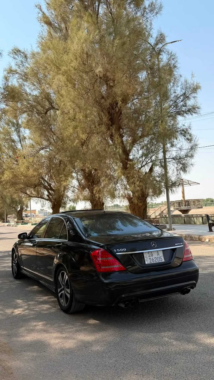 للبيع مارسدس S500 Vip موديل 2007 فول الفول وارد  يابان
السياره ماشيه 125 الف كيلو حقيقي   

التفاصيل والمواصفات 
5 بردات كهرباء

5 كوشنات تدفئه تبريد مع تجاوي كهرباء 

 ايرباك عدد 18 تكم وكشنات 

سيدي جنجر 6 اقراص مع نظام تشغيل Dvd +mp3 +awx

شاشة دوارة

تبريد امامي خلفي والتكم الخلفيه
 
كاميره خلفيه اصليه

  4 بيبان شفط مع صندوق شفط 

جام تظليل بلادي رئاسي بولارايز عند التعرض لاشعه الشمس 

 ستيرن كهرباء 4 اتجاهات 

4 المقاعد كهرباء مع خزن حسب الوضع الي يعجبك 

جكات كهرباء حسب رغبه السائق تصعد وتنزل
 
حساسات امامي وخلفي
 
مرأه الجوانب عاكسه للضوء مع انقلاب عند الرجوع للخلف 

اناره ترحيب عند الفتح والقفل مع غلق المرأه الجانبيه عند الأغلاق اوتو 

نظام الهولد عند التوقف
 
 

لايت دوار عند الاستادره يمين ويسار 

ثلاث أنظمه للقياده S/C/M

البيبان الخلفيه لارج الحجم الكبير رئاسي 

مقاعد حظن عند الاستدارة يمين يسار

دخول ذكي مع اناره ترحيب عند الفتح والغلق 

اكو بعد مواصفات  الجنايه يعرفوهه هاي ابرزها 

ملاحظه / السياره موديل 2007 بيها فقط جاملغ صبغ بدون ضربه جاملغ امامي جهة سائق فقط مسويلهه صيانه عامه دهن وفلاتر وحمام وحداده  وبطارية

عليها كزوز برابوس 🔥

للاستفسار الاتصال على *********** واتساب
***********
‎مكان السياره ذي قار
السعر ١٧٥ بيها مجال قليل
