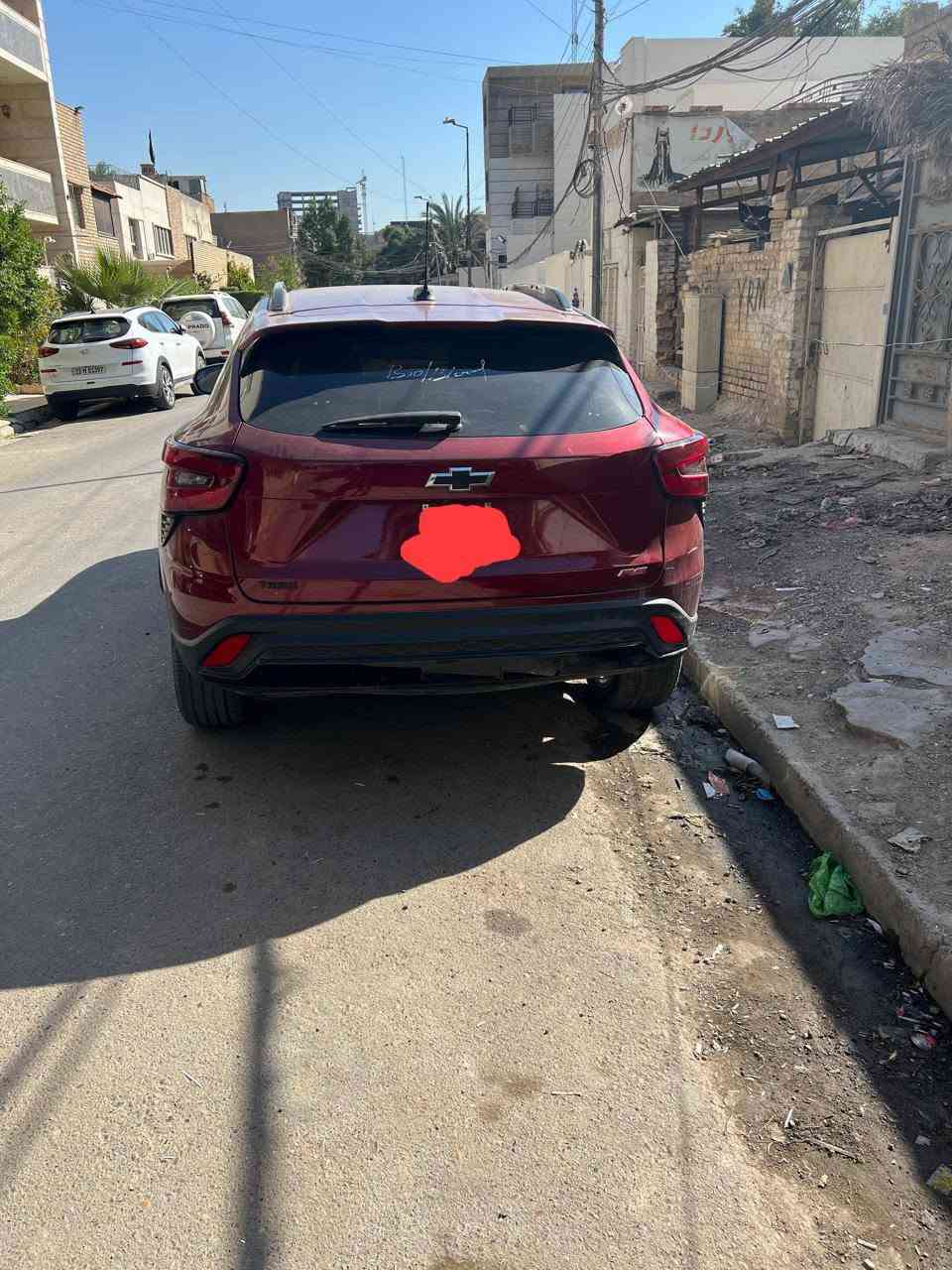 سلام عليكم سيارة تراكس موديل 2024  بصمه كشنات جلد تدفئه كشنات واستيرن 
تحكمات شفتات تحديد سرعه تحديد مسار  مري رادار 
راداد امامي خلفي محرك 1200 
3سلندر اقتصاديه كير 9 نمرة مرقمه وكامله ماشيه 9الف  نقص بالسياره بس مرايه جانبيه وصبغ حادثهة مال امريكا حادث السياره جاملغ ايمن وباب امامي وباب خلفي مبدلات مال تفصيخ نفس الون بدون صبغ صور الحادث مرفقه مع الصور مكان السيارة بغداد الكرادة 
تشغيل عن بعد سيارة حلوة 
ملاحظة ترهم مراوس بسيارة عالية 
سعر السيارة ١٤٥ وبيها مجال مكلف بل نشر اتصل عل رقم صاحب السيارة ***********

***********
