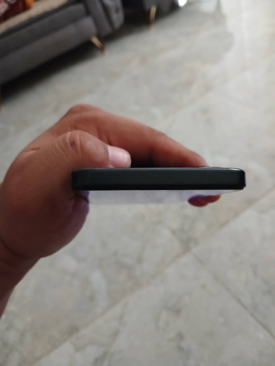 Note 15 Pro للبيع
نظافة 100/100
استخدام 19 ساعة حقيقي 
استعمال اسبوع واحد فقط 
الجهاز جديد حرفياً
السعر 175 الف وبي مجال بسيط 
بغداد ناحية الوحدة 
***********
