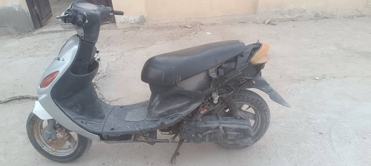 دراجه اكزز سعر 125 وبيه مجال العنوان/ بابل ـ بكرلي 
رقم هاتف + واتساب/ ***********

