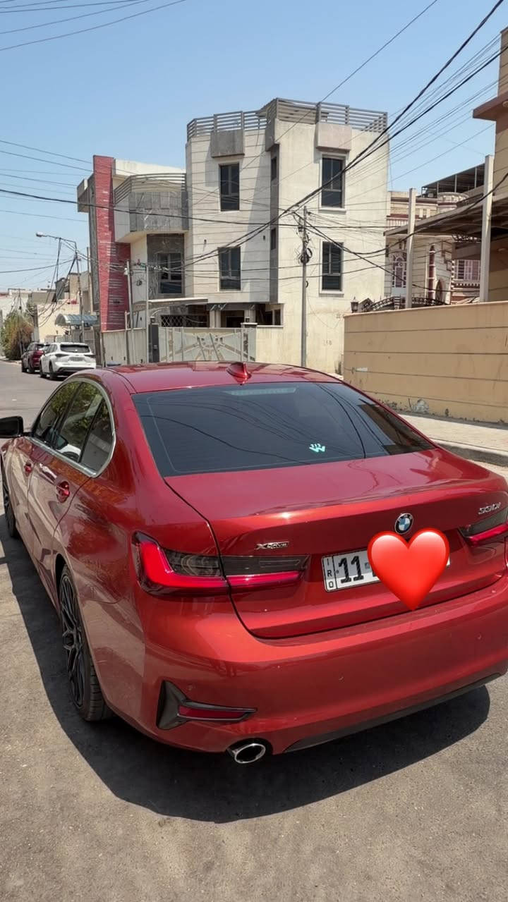 السلام عليكم BMW 330i موديل 2022 امريكي حادثه جاملغ وبنيد وصندوك بي شك ماشية 36 الف محرك كير كفاله سيارة فول للاخير 
شاشة كامرة 
فتحة 
تحكمات ستيرن 
مري شفط 
كشنات كهرباء + جلد وتدفئة كشن ميموري 
حساس امام خلفي 
عداد دجتل 
هاند بريك بمصة تبريد قطعتين 
وبعد بيها هواي مواصفات 
سياره نظيفه تبريد ثلج تايرات جديدات صدر جديد سياره خير من الله رقم بغداد جديد تحويل ثاني يوم السعر 208 مكان السياره بغداد ***********
