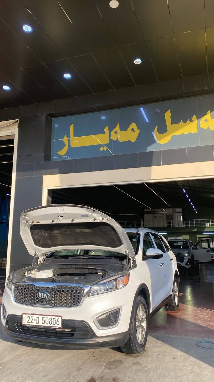 سەنتافی 2018 مەکینە 4 بستۆن 3مەقعدە سیارەکە هیچی نیە بەس بستەک  سادە کوتی هیە لە بۆلند  
رەقژو سەنوی نوێیە مەکیەو تەبریت گێر هومی جانی بەشرت مۆسەاتی دەبل اکسلە تەحدید سورحیە کوشێن کاربایە تەبریت مرکزیە تراکشنە چەندین مۆدی هیە رەقم تەلەفۆن *********** *********** واتساپ ی لەسرە أربيل, العراق
