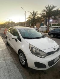 مرحبا شباب  كيا ريو هاتشباك موديل 15  سياره كدام عينك نضيف كلش كلش نضي...