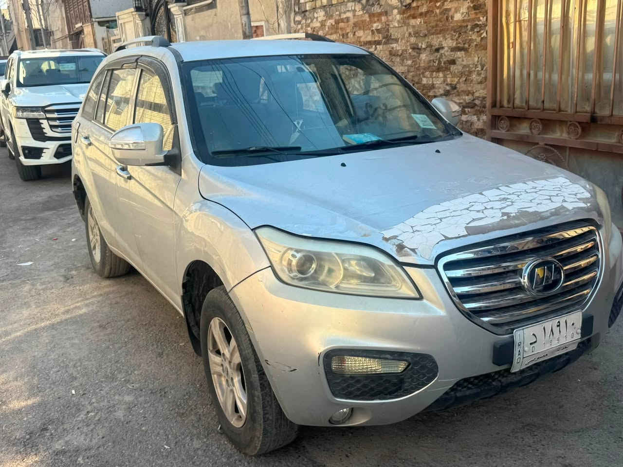 السلام عليكم
السياره ليفان 
موديل ٢٠١٦
نظفية بيها بارد قليل
مكينة وكير جديد
السعر ٤٨ وبيها مجال
بغداد بلديات
***********
***********
