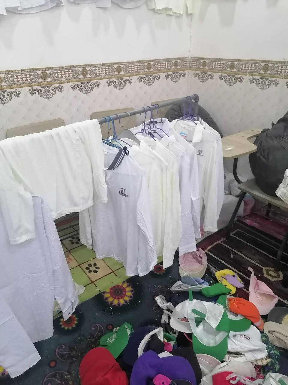 اللَّهُمَّ صَلِّ عَلَى مُحَمَّدٍ وَآلِ محمد،كسوه المدارس لهذا العام الدراسي الجديد 2026 شكرا للاخوه العاملين والمتبرعين جزاكم الله خير الجزاء 
للتبرع اوالاستفسار الاتصال علـّۓ الارقام ابو زهراء
 ***********
ابو ضرغام 
***********
شيخ حميد 
***********
ابوفاطمه
***********
شكرا للجميع 
2026/9/22
