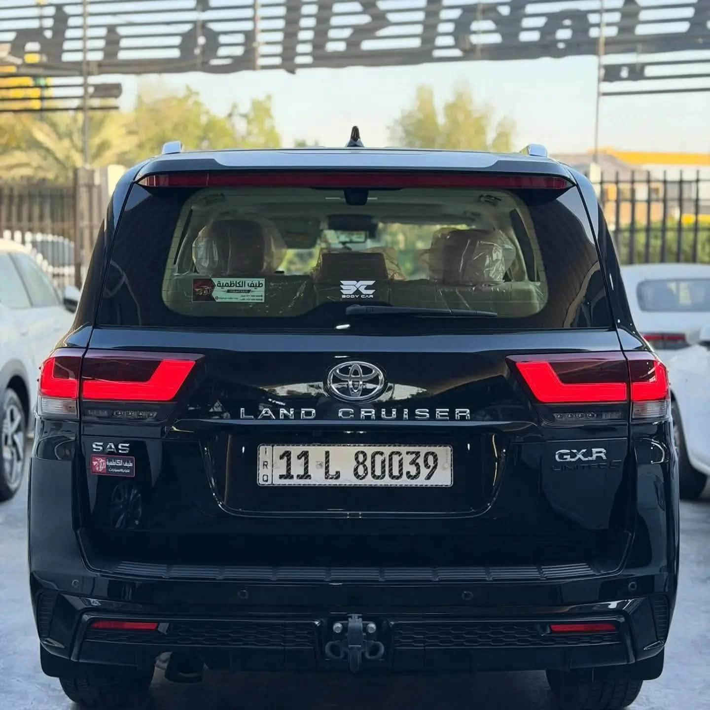لاندكروز أصل ساز SAS لمتيد S
موديل :2025
العداد: 2,000 زيرو
المكينه: 6 سلندر 4000
خليجي كفالة عامه زيرو على وضع الشركة كامل ملحقاتها العده وكتلوكات ما
مستخدمه والسمعات ما مستخدمه ابد
اللوحة : بغداد-حره
GX.R limited S (Black EDITION):الفئة
فول 1/1

***********
