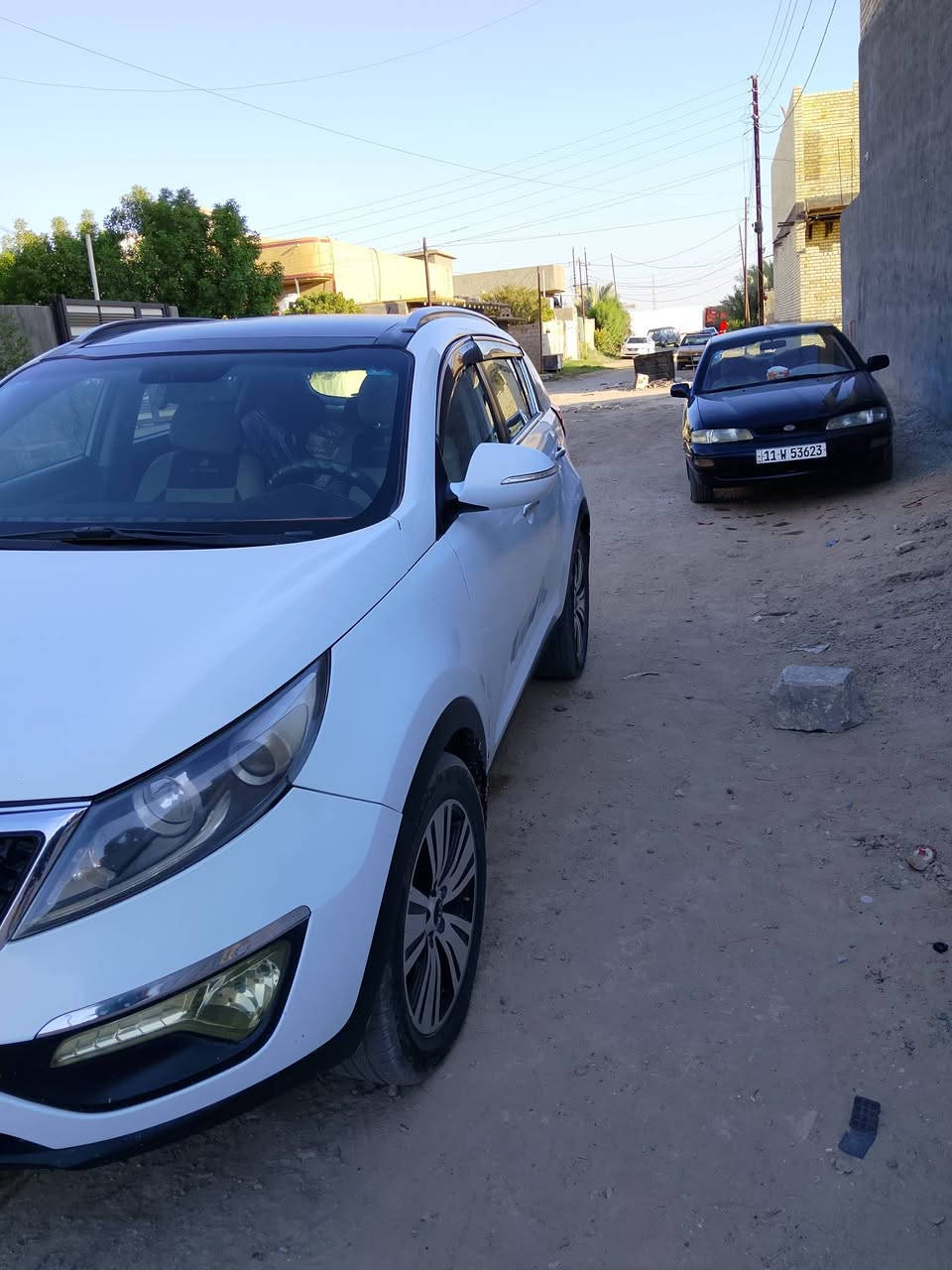 كيا سبورتج البيع كير ومحرك خير من الله كامل موصفات 1/1 موديل 2015 رقم بغداد نكليزي سنويه 2030 بسمي بيها ثلاث قطع صبغ بدون اي ضربه *********** غير متواجد على الفيس السعر 130 وبيها مجال قليل

