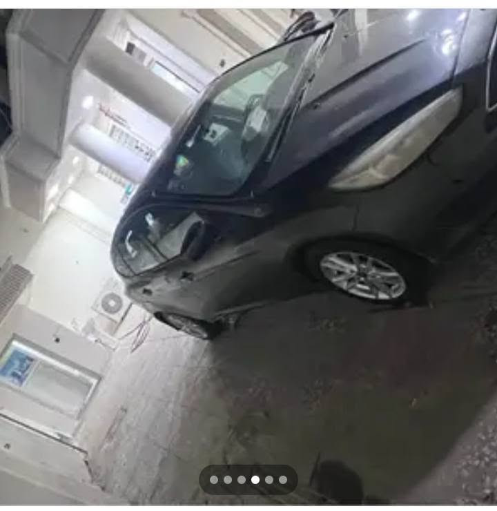 سيارة فورت فوكس موديل2018كاملة من كلشي لاكن بيه صفنه بالكير من امش ي مسافه تصفن بيع مستعجل 60ورقه وبيها مجال العنوان بغداد حي الجوادين ***********ابو علي

نص مكتوب في الصور:
- فورد بغداد
- فورد بغداد 70 د.ع. كروب بيع وشراء السيارات في بغداد مراسلة البائع مرحبا، هل هذا العنصر متوفر؟ إرسال حفظ مشاركة View post إرسال عرض
- فورد بغداد 70 د.ع. كروب بيع وشراء السيارات في بغداد مراسلة البائع مرحبًا، هل هذا العنصر متوفر؟ إرسال حفظ مشاركة View post إرسال عرض