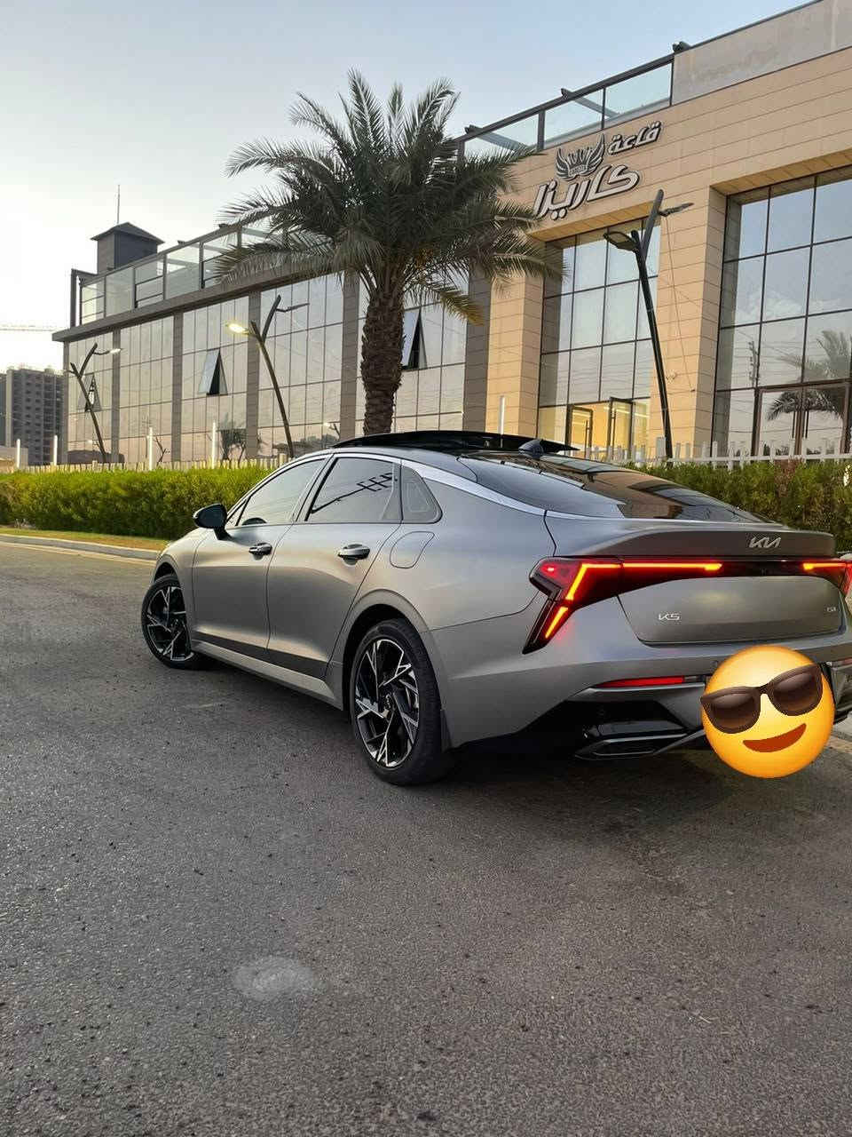 السلام عليكم K5 2025 GT Lian
فول مواصفات 
داخل جلد احمر 
بانوراما قطعتين
لون سمنتي طافي 
ماشيه 35M
شاشه متصله 
وبعد حيل هواي مواصفات
سماعات نضام BOOS
مكينه 2500 تنفس طبيعي 
مرقم اربيل سنويه وهزه جديده 
تريد تحويل تريد وكاله 
حادثه فقط بنيد مصبوغ قطعه وحده
مكان السياره بغداد
السعر 195 وبي مجال 
رقم صاحب السياره
***********
متوفر واتساب

نص مكتوب في الصور:
- محتوى تم إنشاؤه باستخدام الذكاء الاصطناعي
- KNAG64J79S5366090 1-99098055 Copart 4 / 12 bid.cars