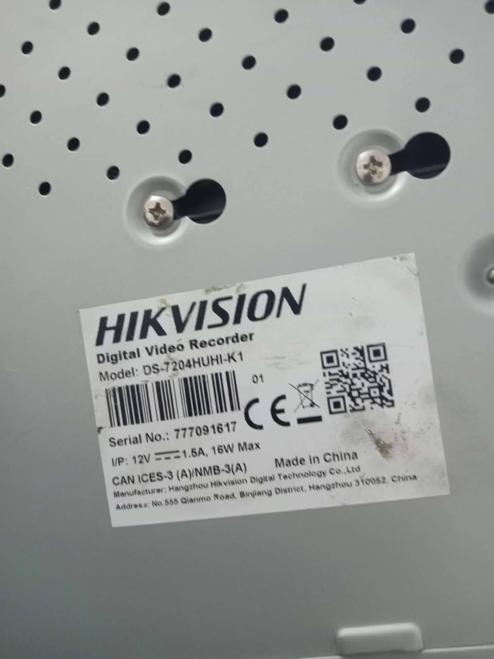 السلام عليكم DVR من شركه هيكفجن يشغل 5 ميكا مع هارد 1 تيرا أصلي من شركه هيكفجن للبيع بسعر 100 و بيه مجال شغال شرط الفحص
الاستفسار ***********
