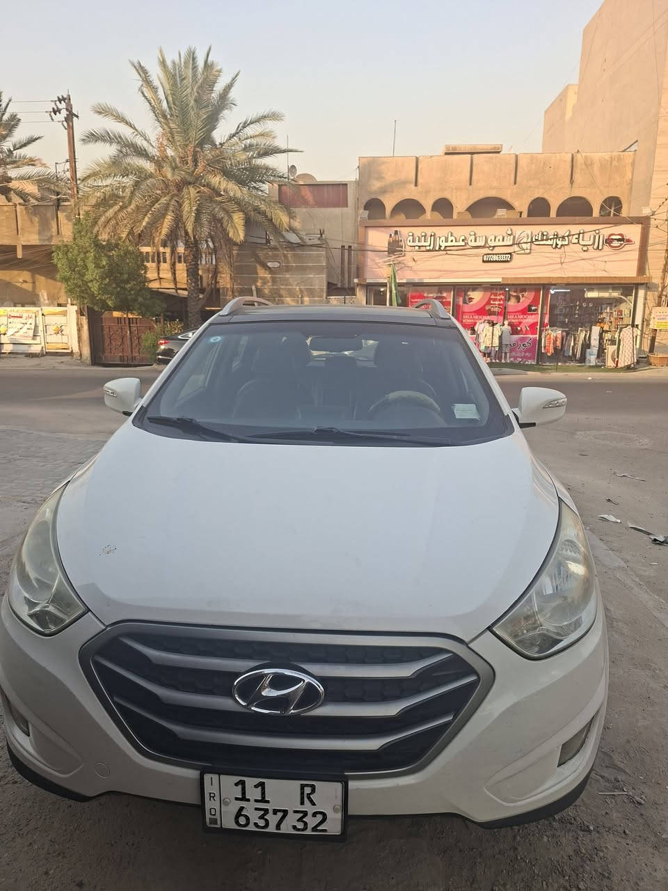 توسان خليجي ٢٠١٤ بغداد رقم الجديد  بنرامة كامرة بلجامة الوسطية ابلادي سيارة مكفولة من الصبغ بس باب الصدر مصبوغ حتى الدعاميات ممصبوغة سيارة محرك وكير خير من الله لاتبخير ولا صرف ماشية 98285 قابل للزيادة سعر ١٣٥ وبيهة مجال حك الجية الشراي تصل ويوجد واتساب رقمي ***********

